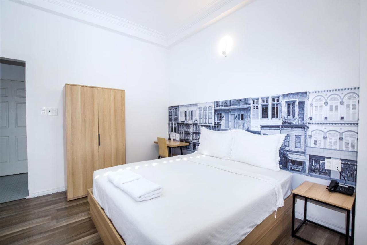 373 2* Ho Chi Minh City
