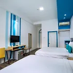 Country House 373